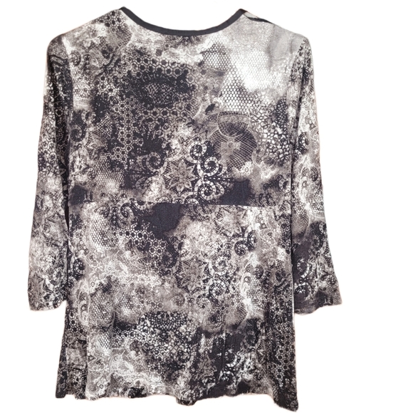 Alfani Black and White Patterned Top M - Picture 2 of 4